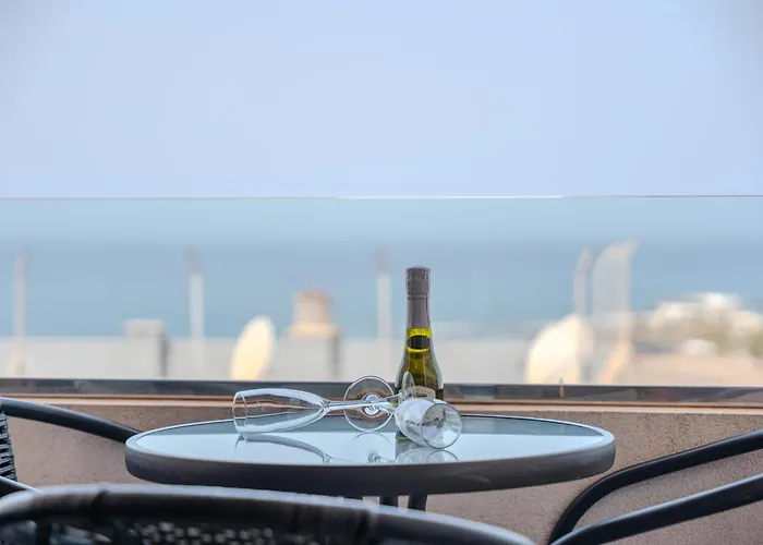 Bonny House Cristianos Sea View Free Wifi Apartment *