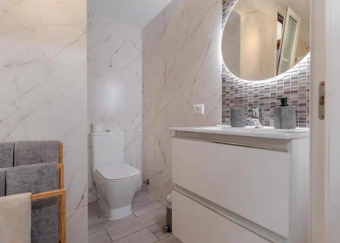 아파트 Bonny House Cristianos Sea View Free Wifi 아로나