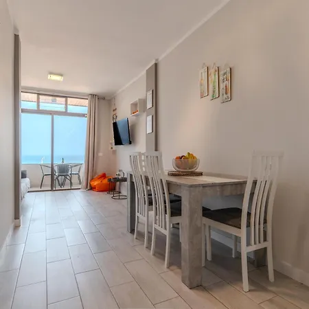 Bonny House Cristianos Sea View Free Wifi * 阿罗纳