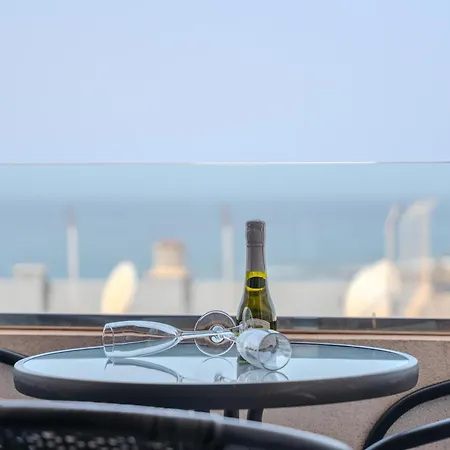 Bonny House Cristianos Sea View Free Wifi 公寓 *